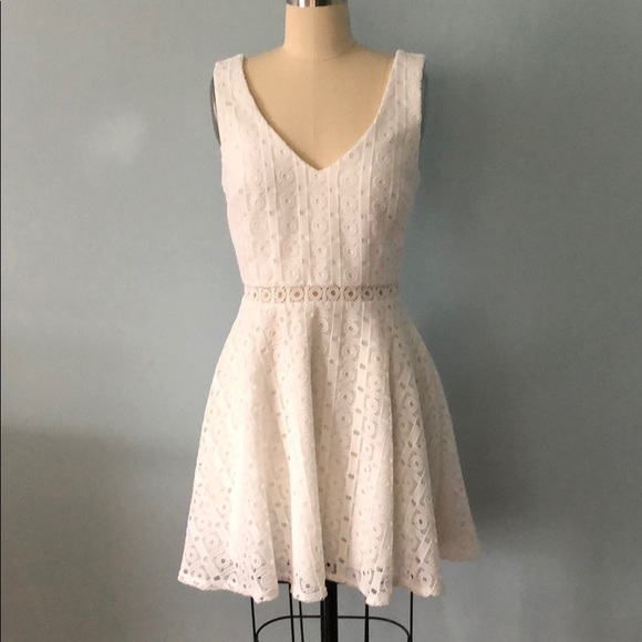 š 2/$20 Flirty dress